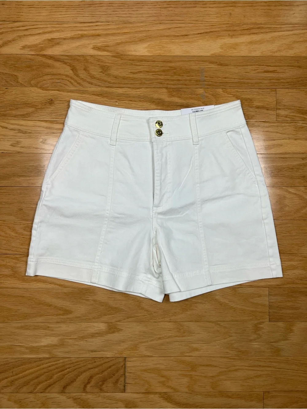 NWT INC International Concepts Bright White High-Rise Trouser Shorts